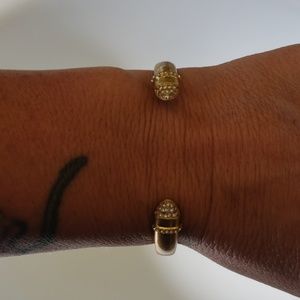Stella & Dot Gold bracelet